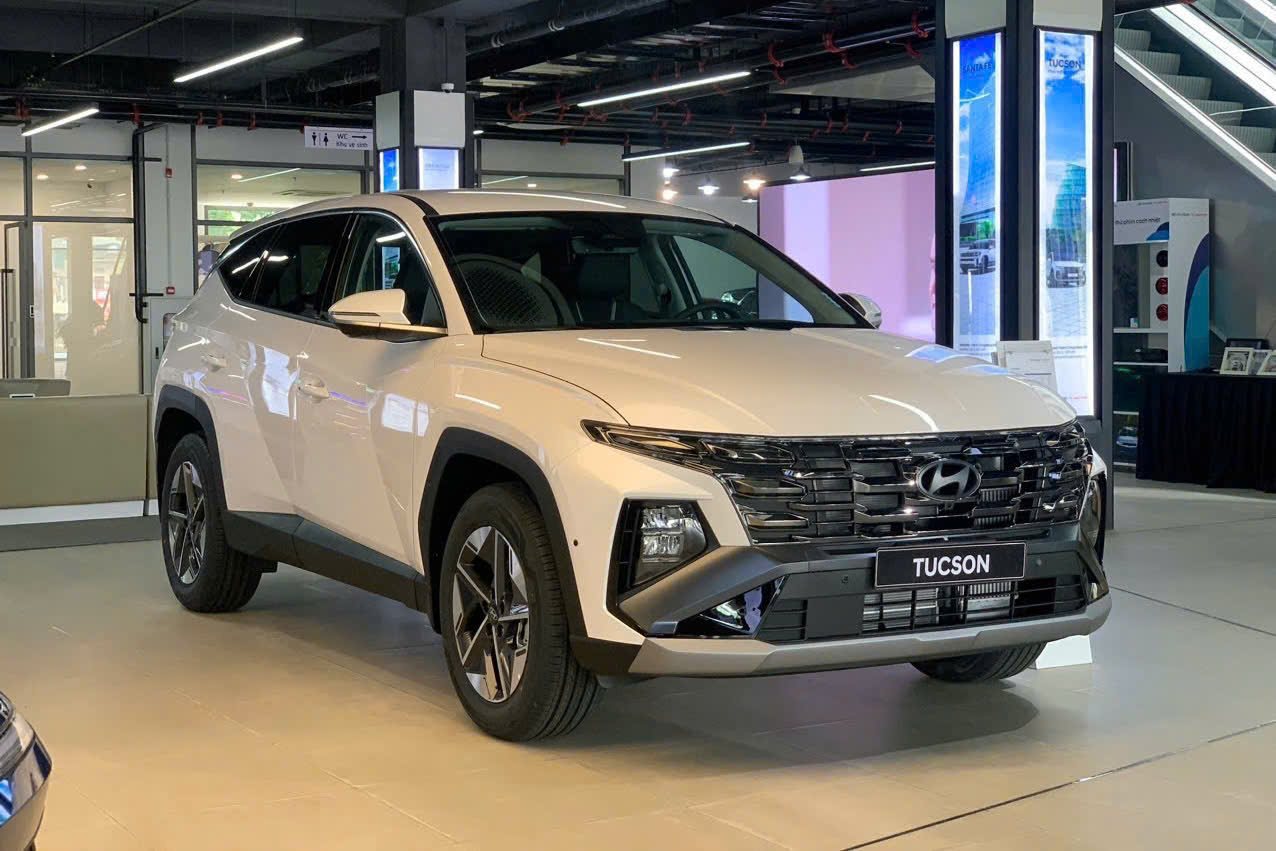 Đánh giá Hyundai Tucson 2025 bản 2.0 máy dầu: Giá bán, khuyến mại