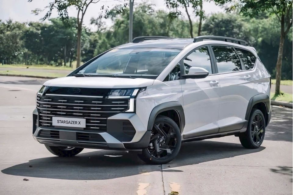 Hyundai Stargazer 2026: Thông số, giá xe, giá lăn bánh mới nhất