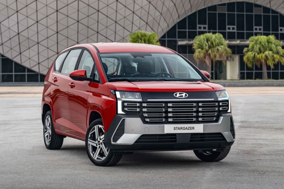 Hyundai Stargazer 2026: Thông số, giá xe, giá lăn bánh mới nhất
