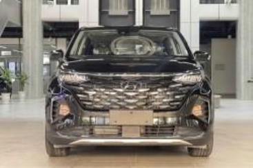 Custin 1.5T Đặc Biệt